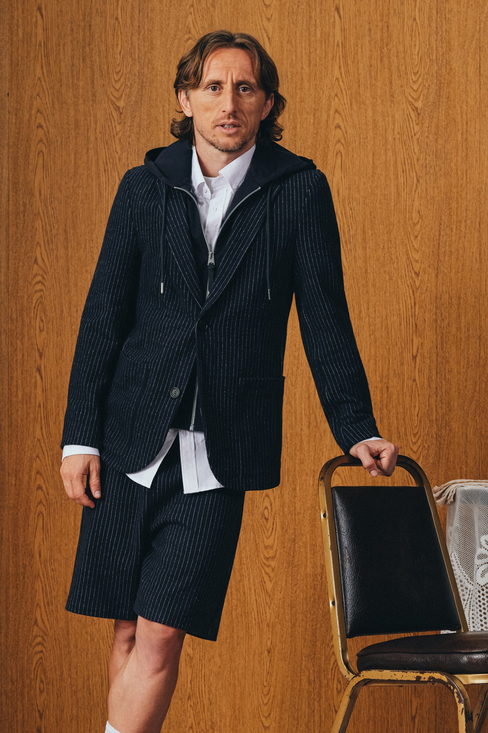 WELLS-K 2-in-1 Brushed Knit Blazer and Removable Bib for Men