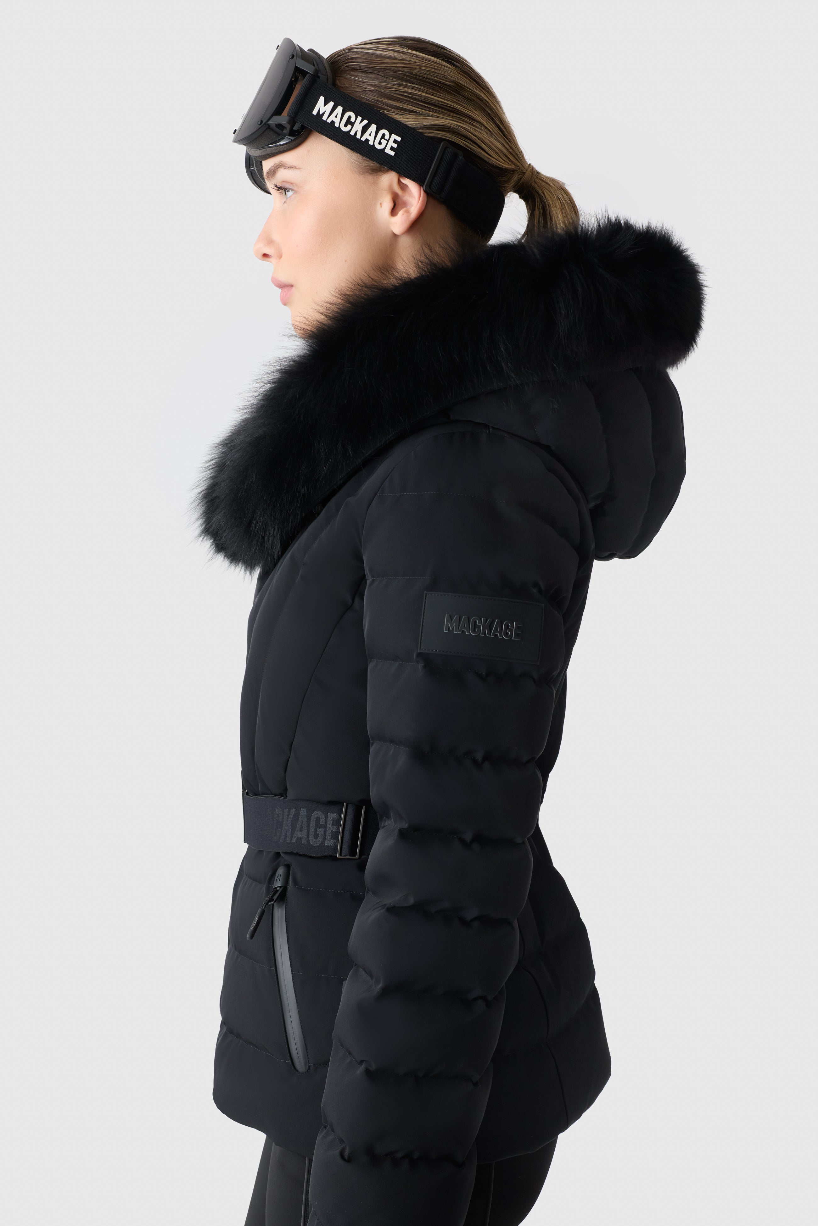 Elita-ZR, Down ski jacket with removable blue fox fur trim for