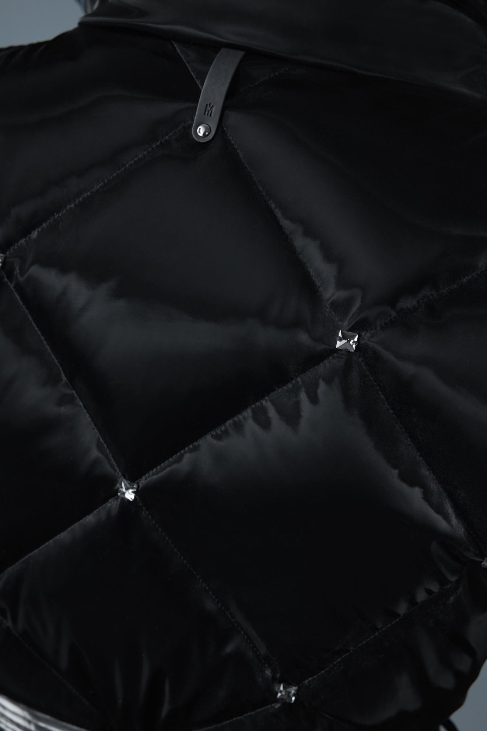 IZUMI-GLO 2-in-1 Quilted Down Coat - removable Bib for Women