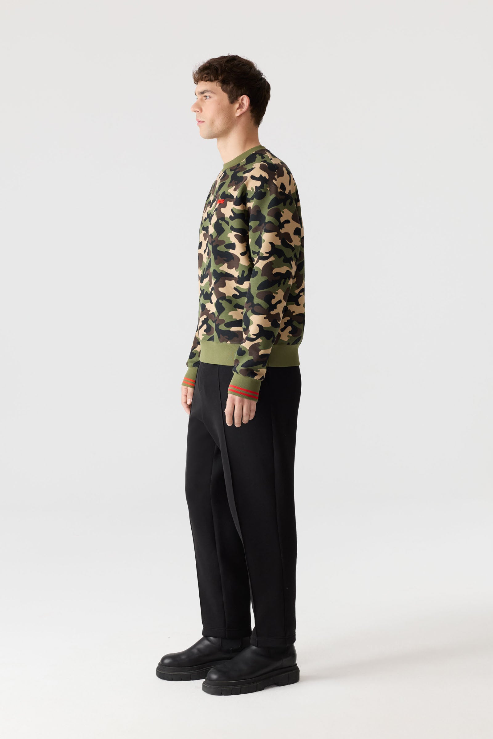 JULIAN-CAMO
