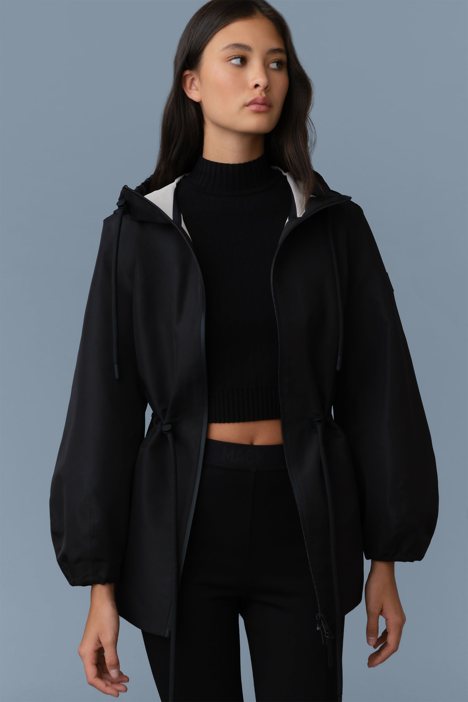 KALEA-ZZ Technical rain jacket with drawcord waist | Mackage® US