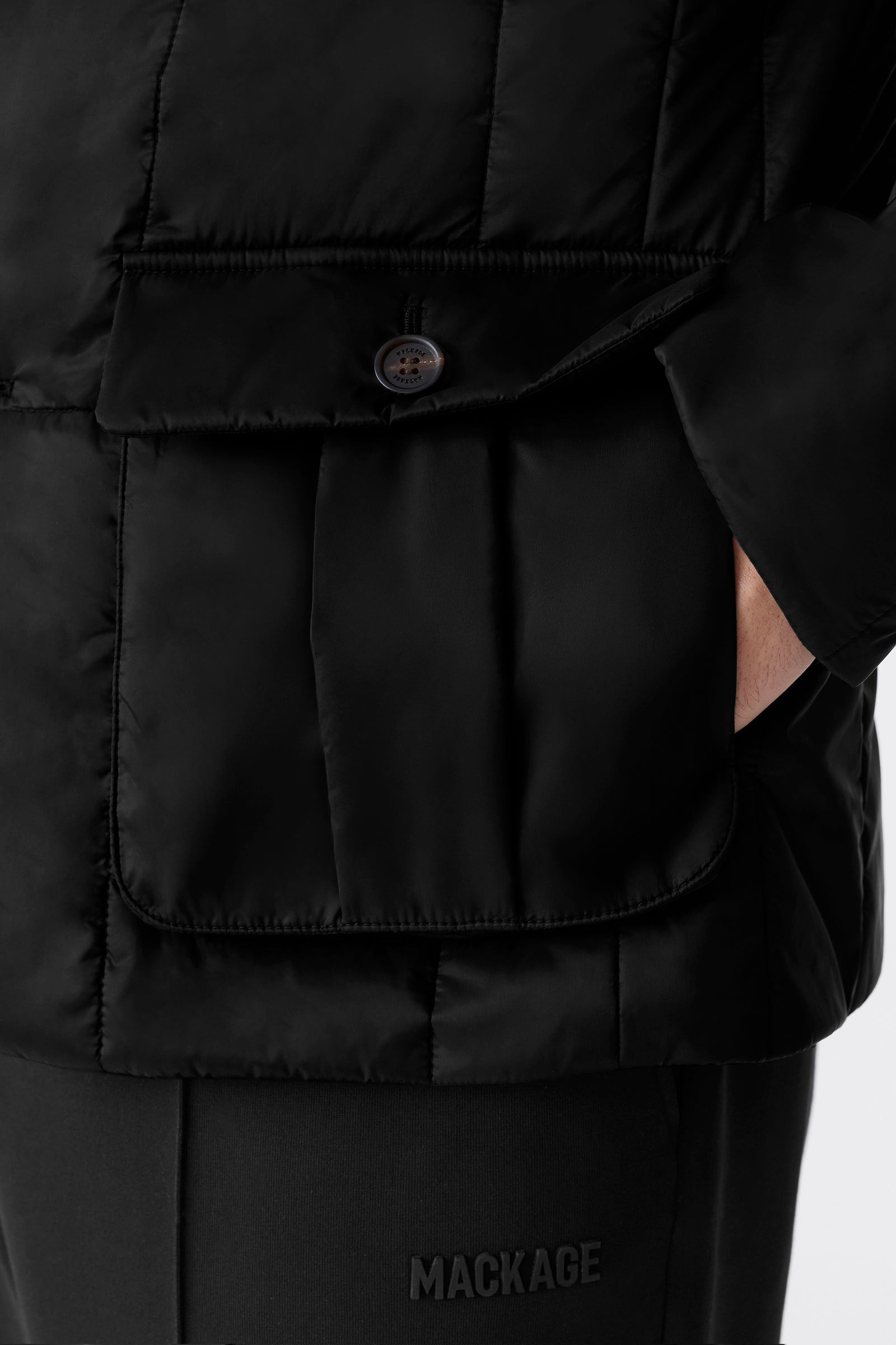 パジャキートン KEATON 2-in-1 Ultra-Light Blazer and Removable Bib for Men