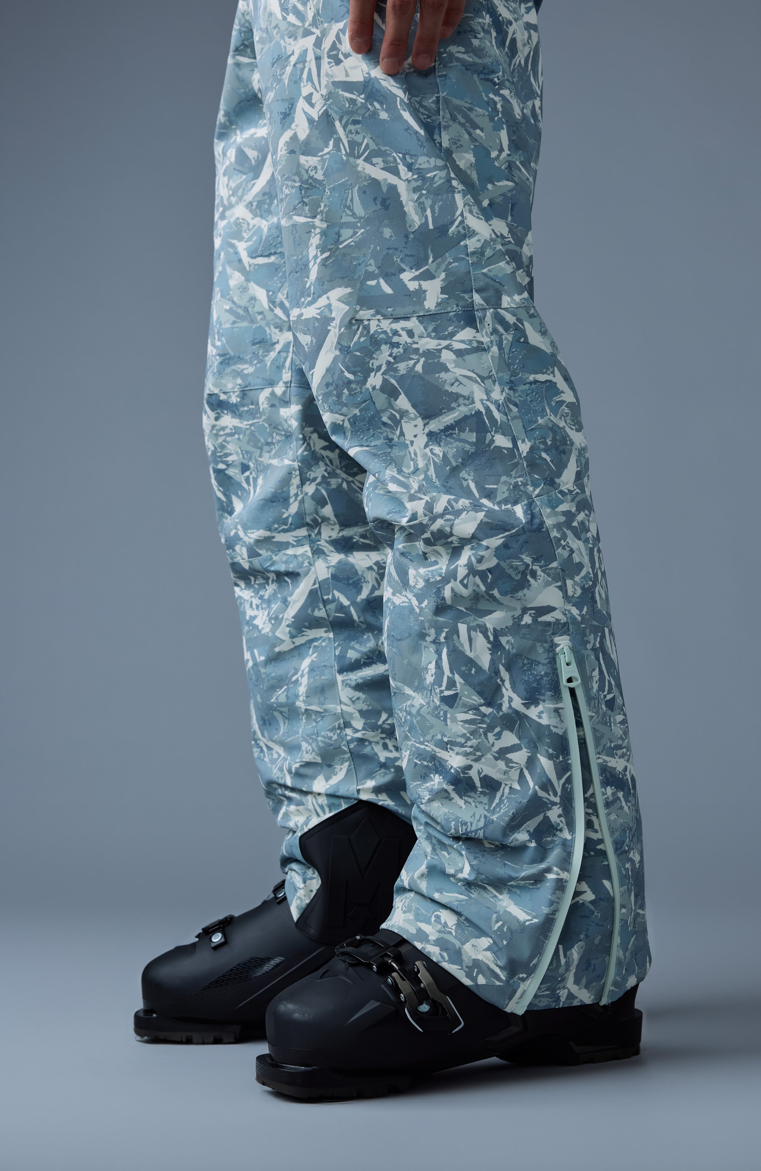 Kenyon-FP, frost pattern ski pants with removable suspender