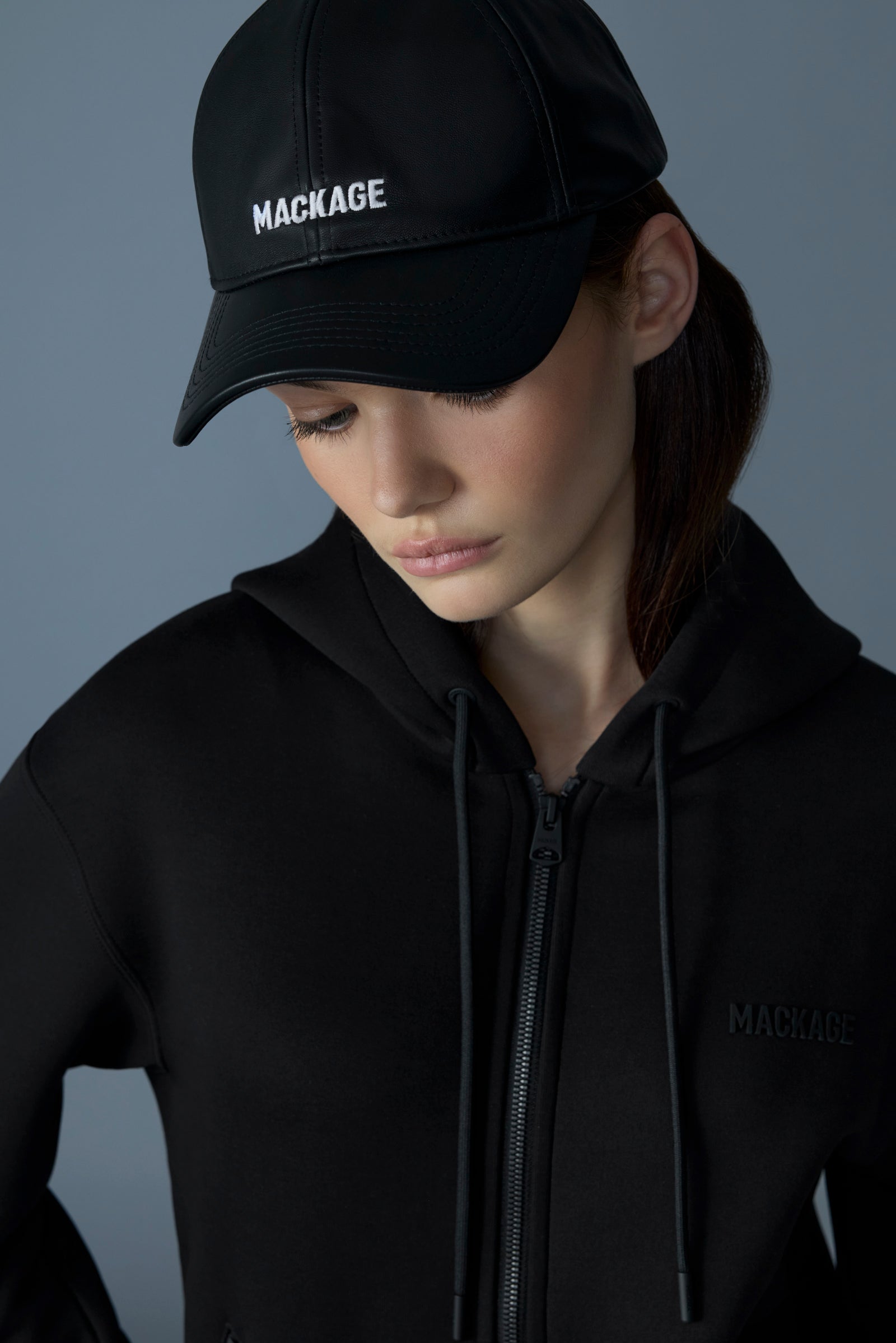 Mackage SYDNEYブラック Mサイズ Mackage SYDNEYブラック Mサイズ マッカージュ MACKAGE