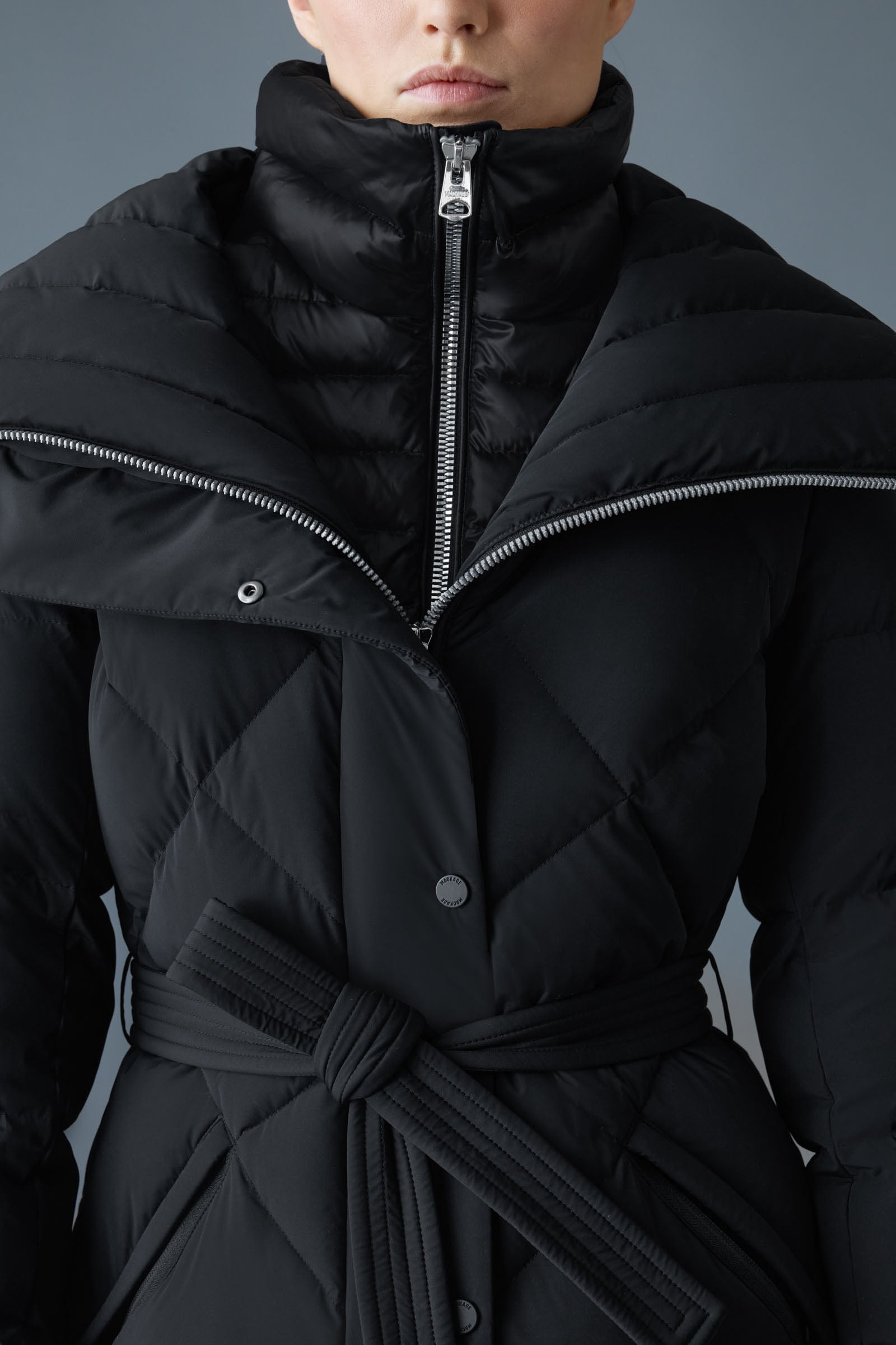 【新品】MACKAGE ブラックコート XS（M〜L着用可）定価148,500円 新品】MACKAGE ブラックコート XS（M〜L着用可）定価148,500円 コート