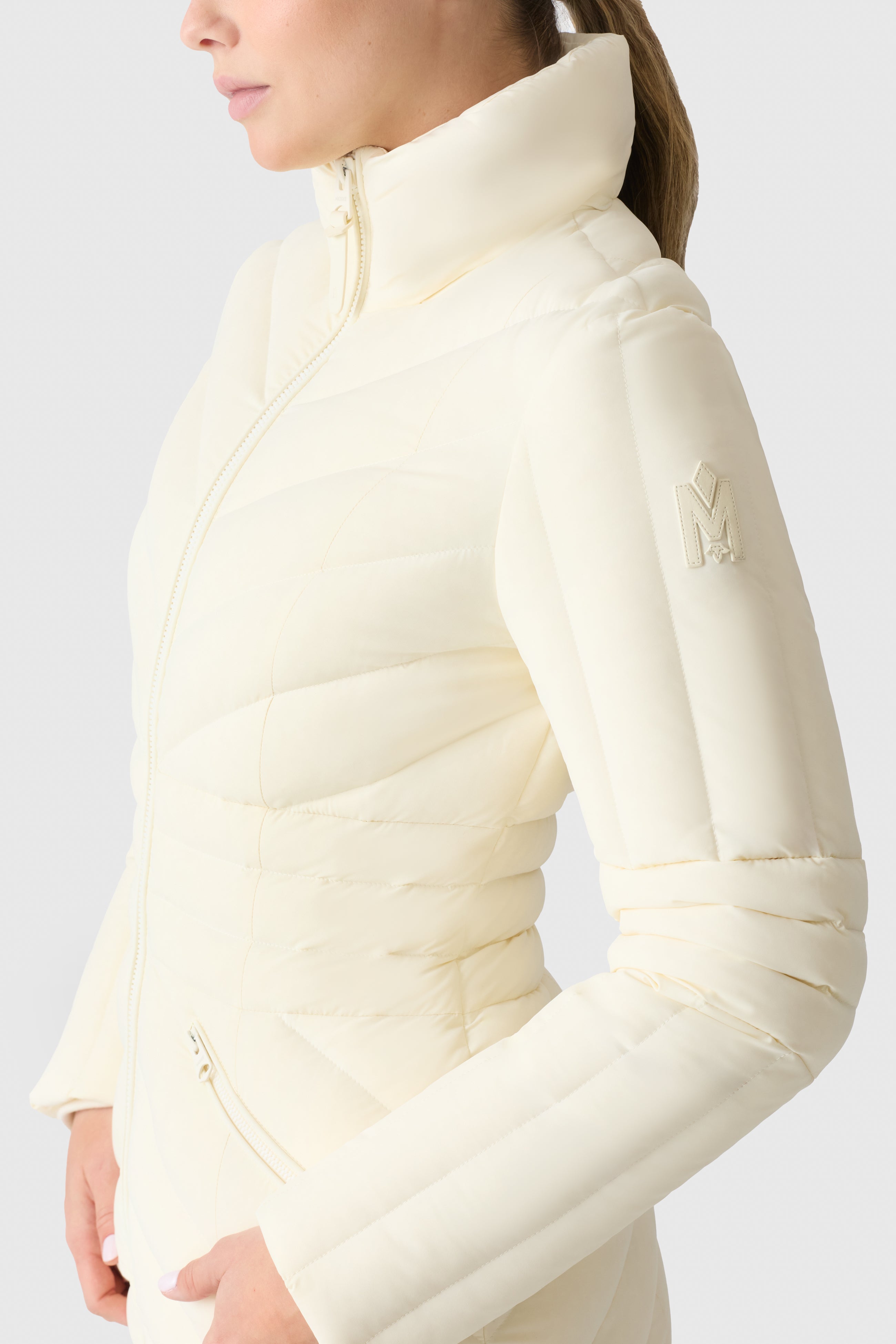 NADIA-NFZ Down Jacket With Storm Visor for Women | Mackage® US