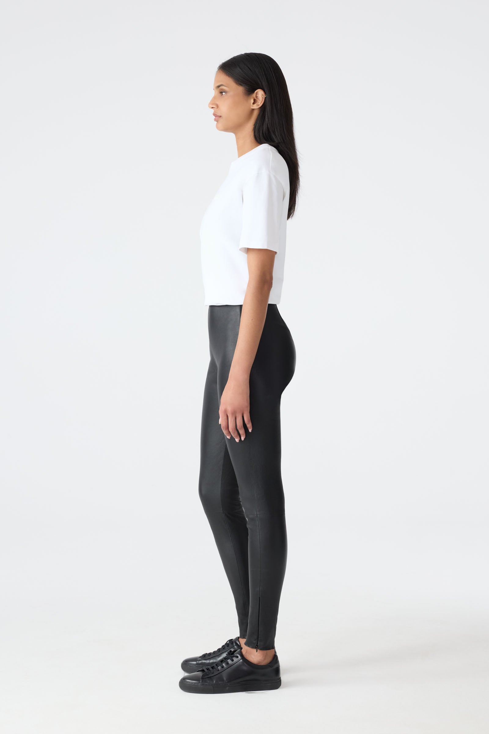 NAVI-Z Fitted Lamb Leather Legging for Women | Mackage US