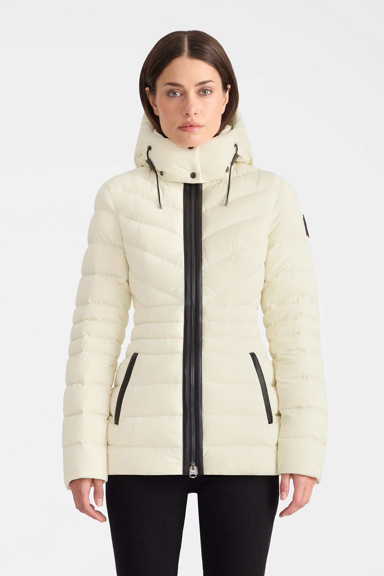MACKAGE マッカージュ ダウンジャケット PATSY-FR PATSY-NFRZ Down jacket with hood for Women | Mackage® US