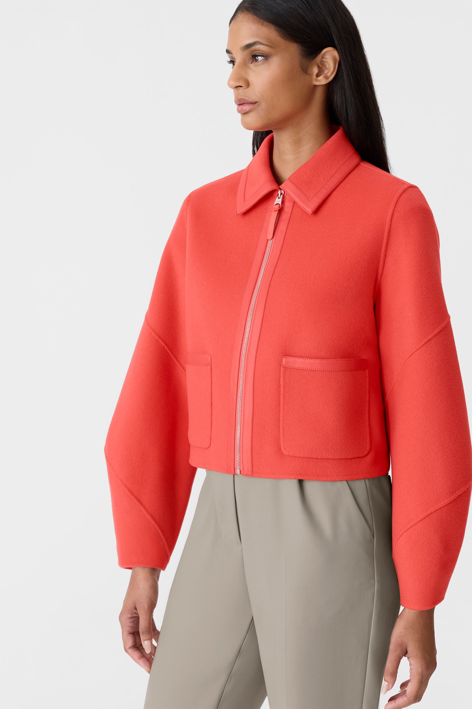 SOLANA-Z double-face wool balloon sleeved short jacket | Mackage® US