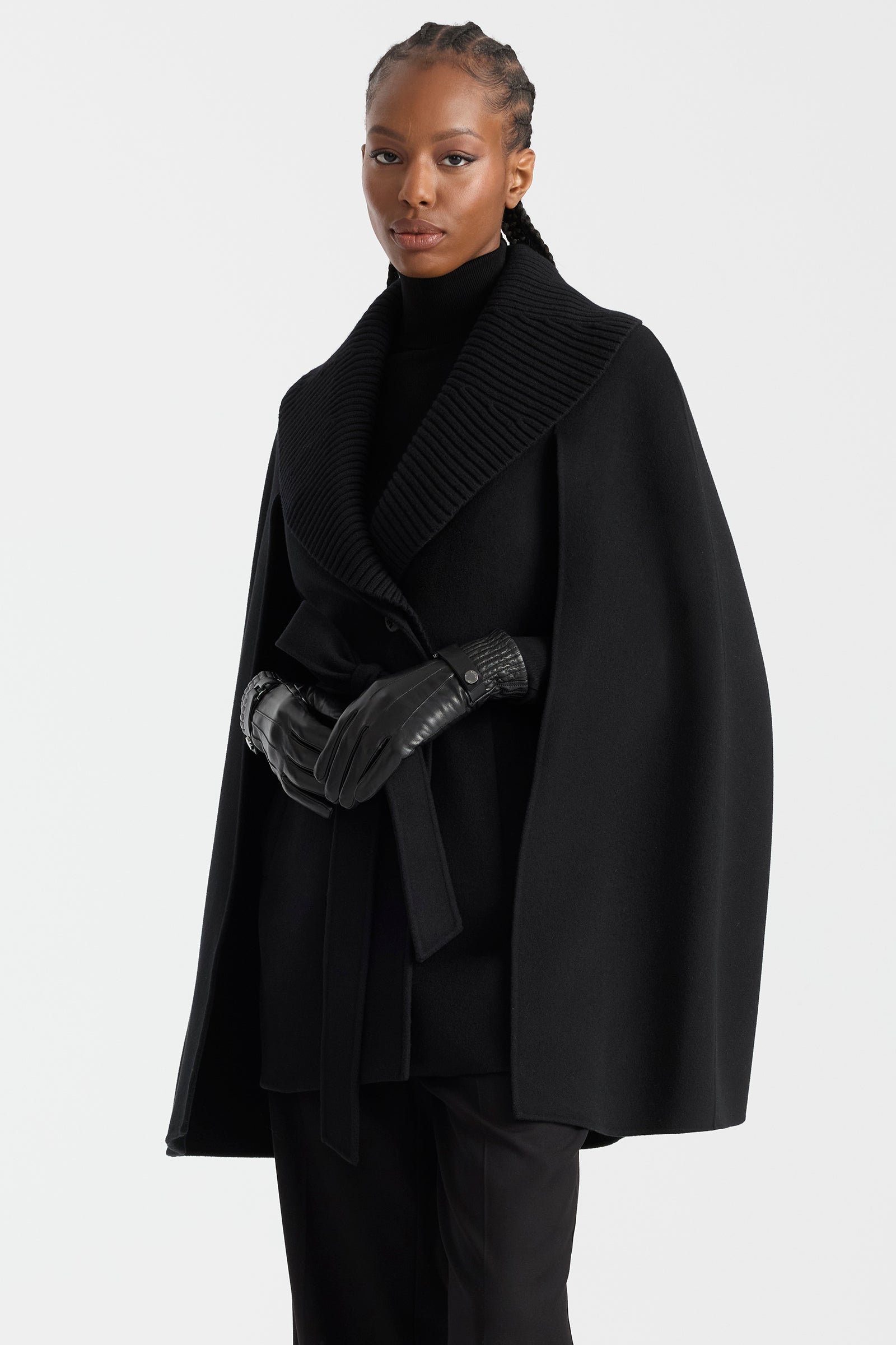 ジャケット・アウター Super 140s SHAWL COLLAR CAPE COAT SUSIE Wool cape for Women | Mackage® US