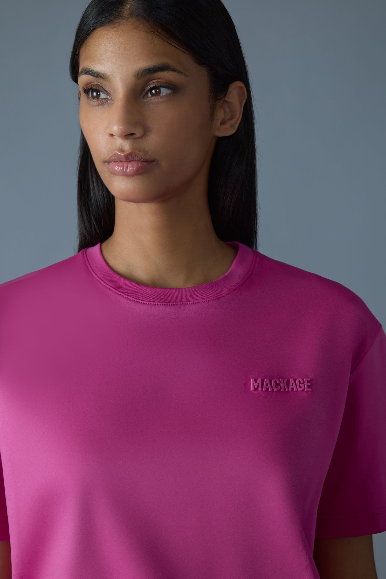 Tee-W, T-Shirt With Mackage Silicone Logo | Mackage® US
