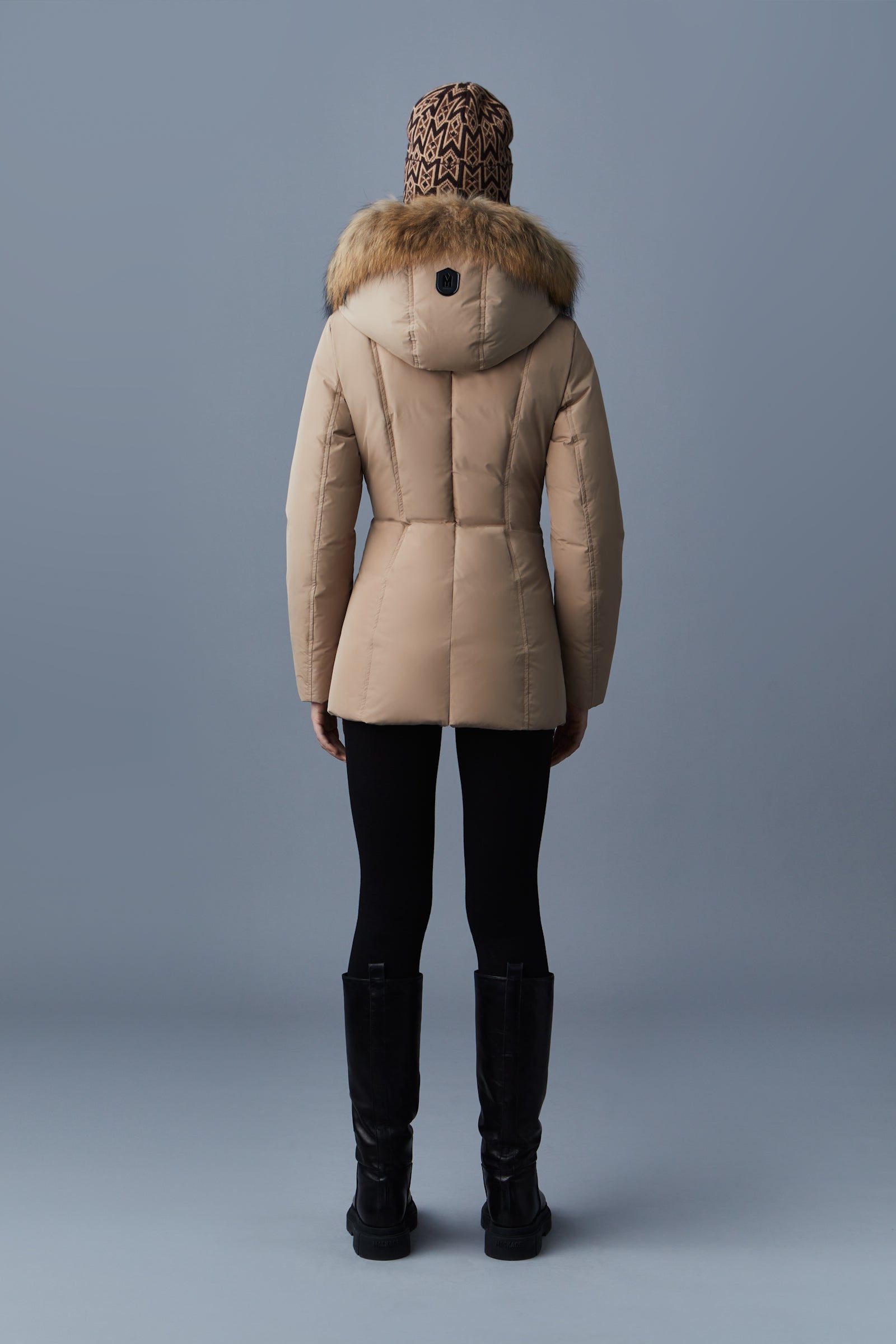 【Mackage】現地セール価格＊レディース ナチュラルファー ADALI Adali-F, Down coat with natural fur Signature Mackage Collar