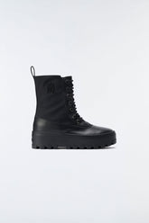 Hero, Unlined winter boot with Mackage signature lug tread sole