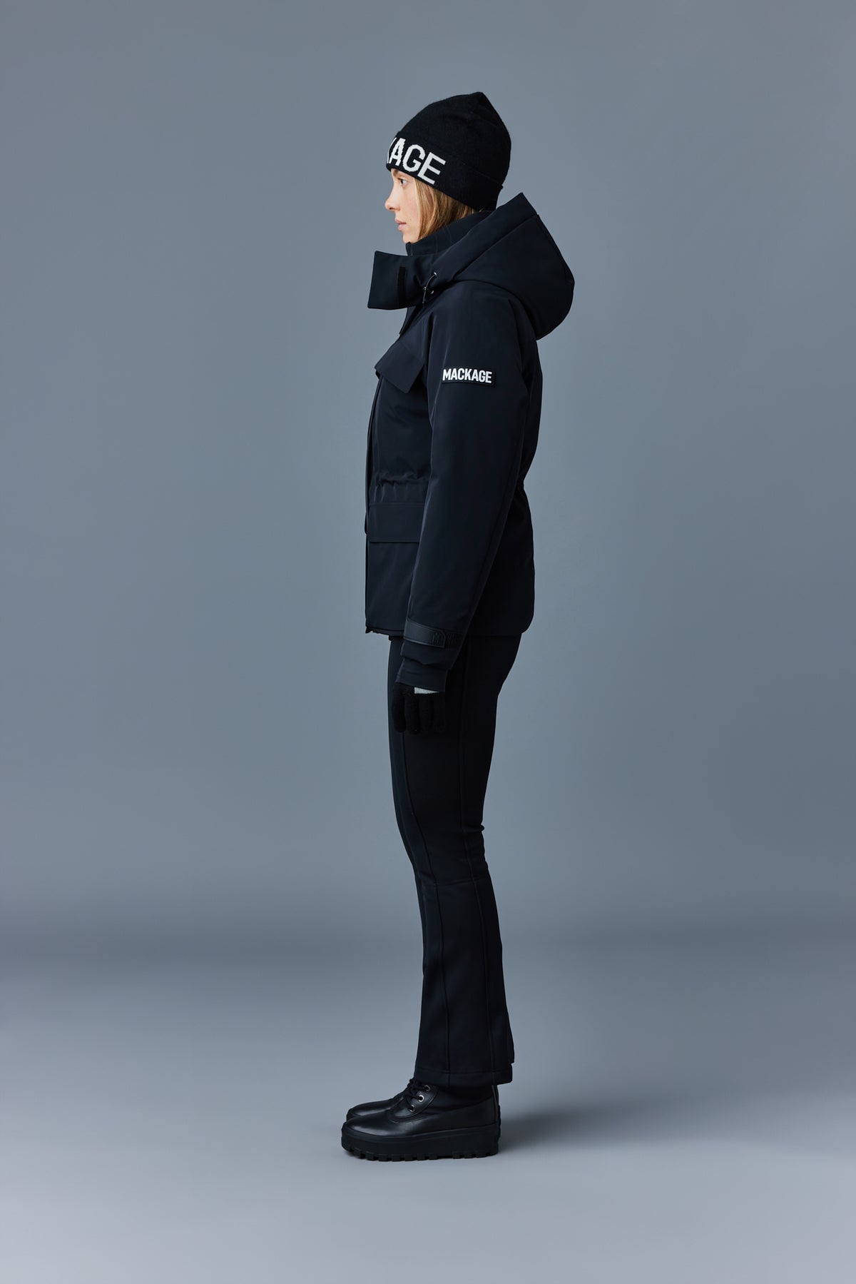 Iclyn, Medium down ski jacket with removable hood for ladies