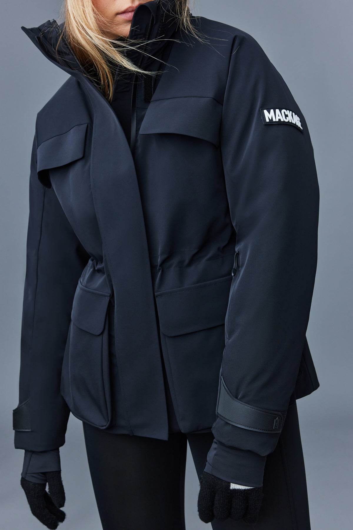 Iclyn, Medium down ski jacket with removable hood for ladies