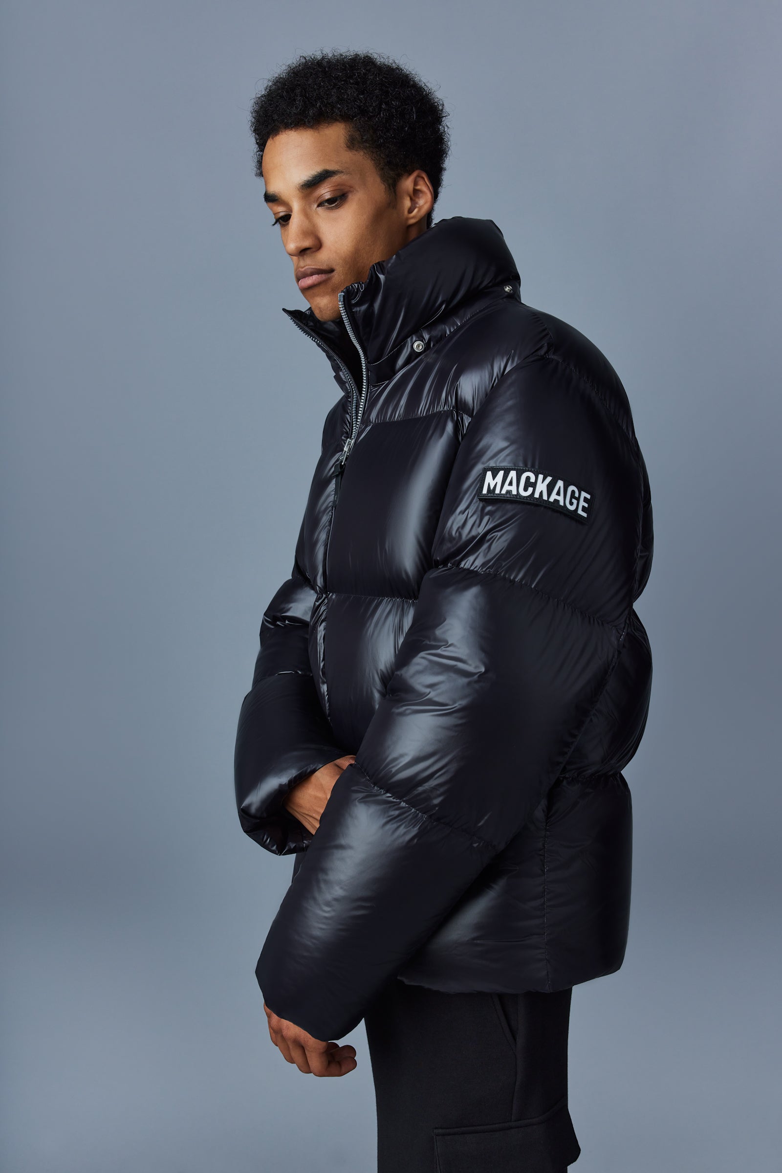 【美品】定価173,800円Mackage Tessy ダウンジャケットカバー付 KENT-Z Lustrous Down jacket with hood for Men | Mackage® US